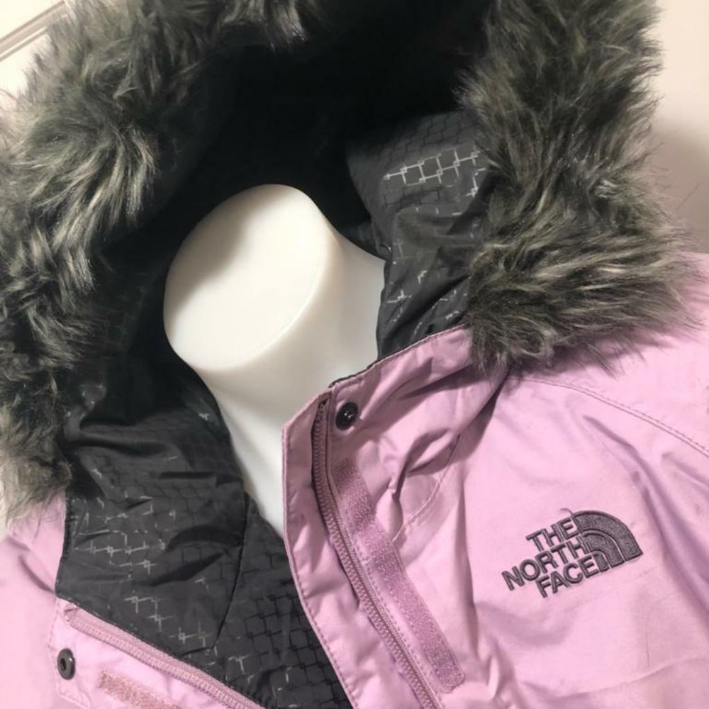 The North Face - Girls "Sweet Berry" XL NEBULA JACKET - Picture 6 of 7
